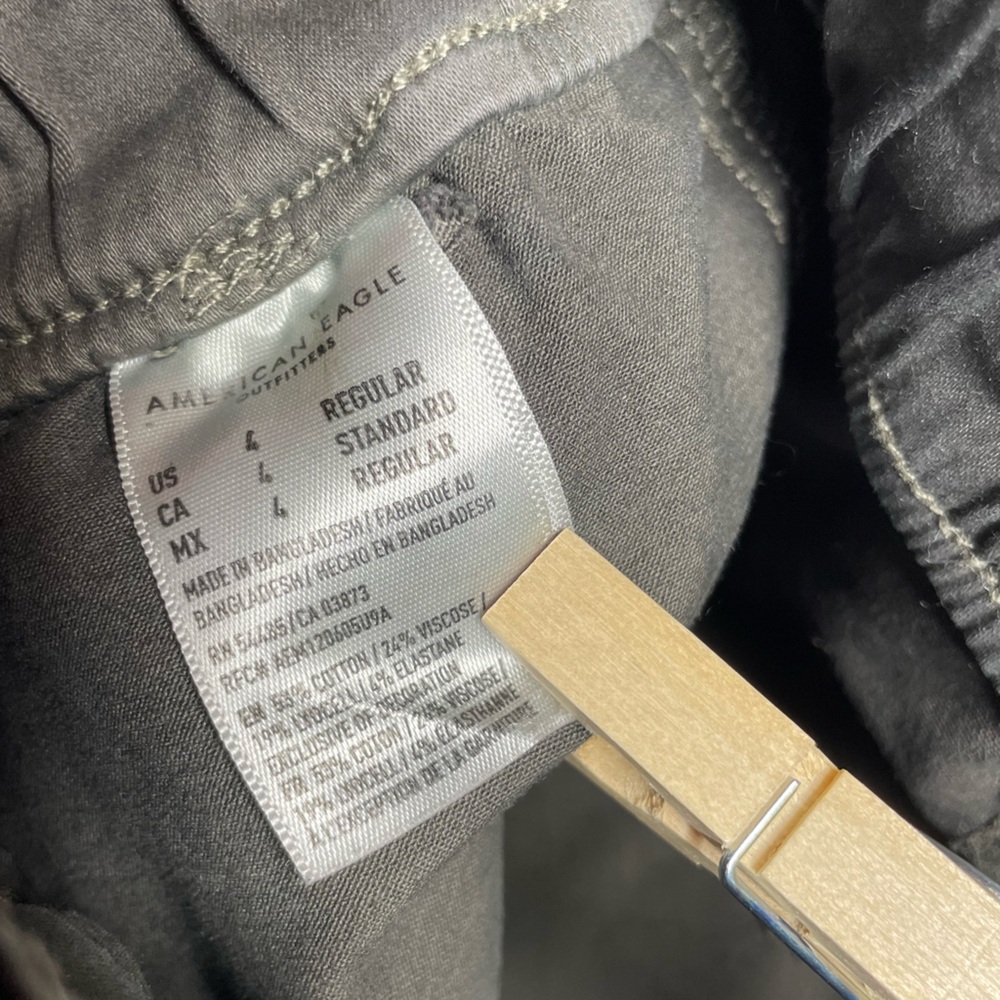 American Eagle Gray Charcoal Dye Drawstring Super Stretch Cargo Joggers Size 4 - Picture 9 of 11
